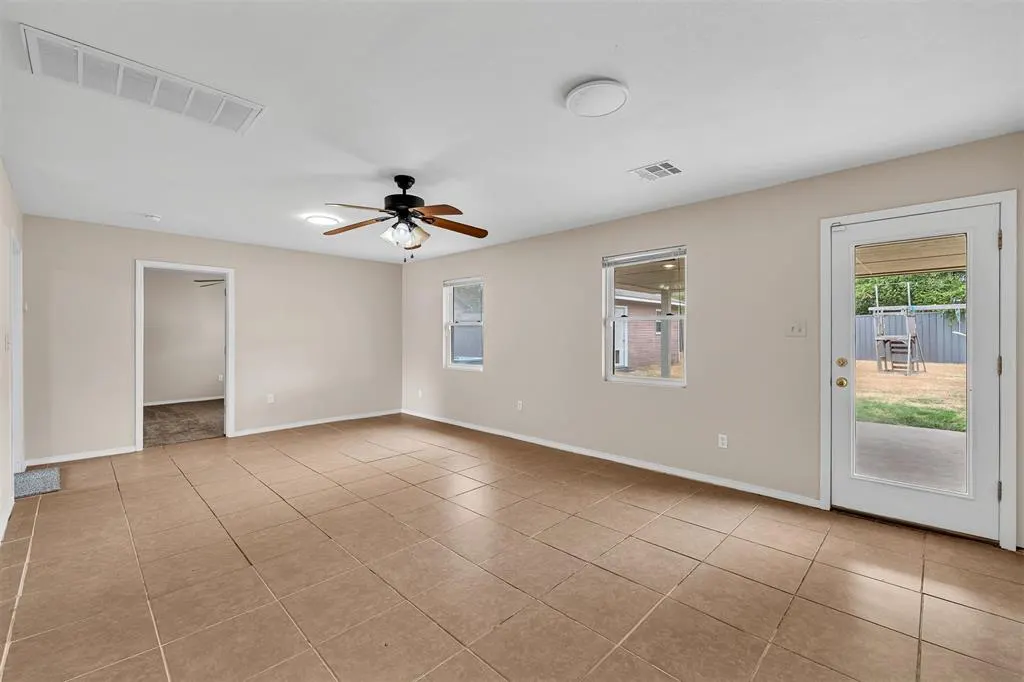 Photo 13 — 500 Butler Street, Moore, OK 73160