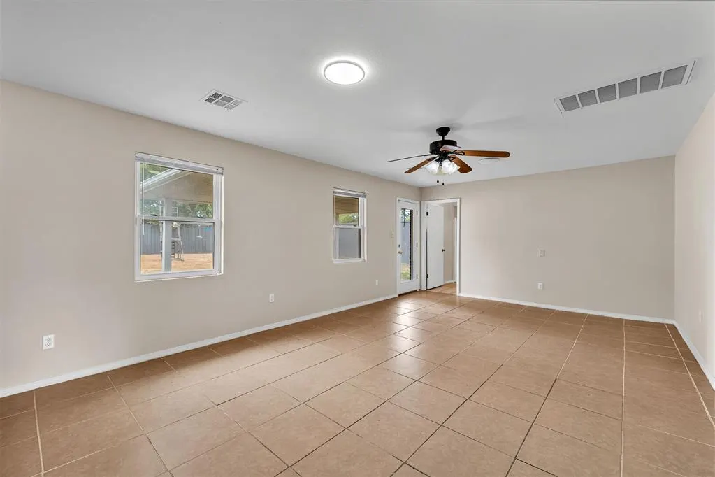 Photo 14 — 500 Butler Street, Moore, OK 73160
