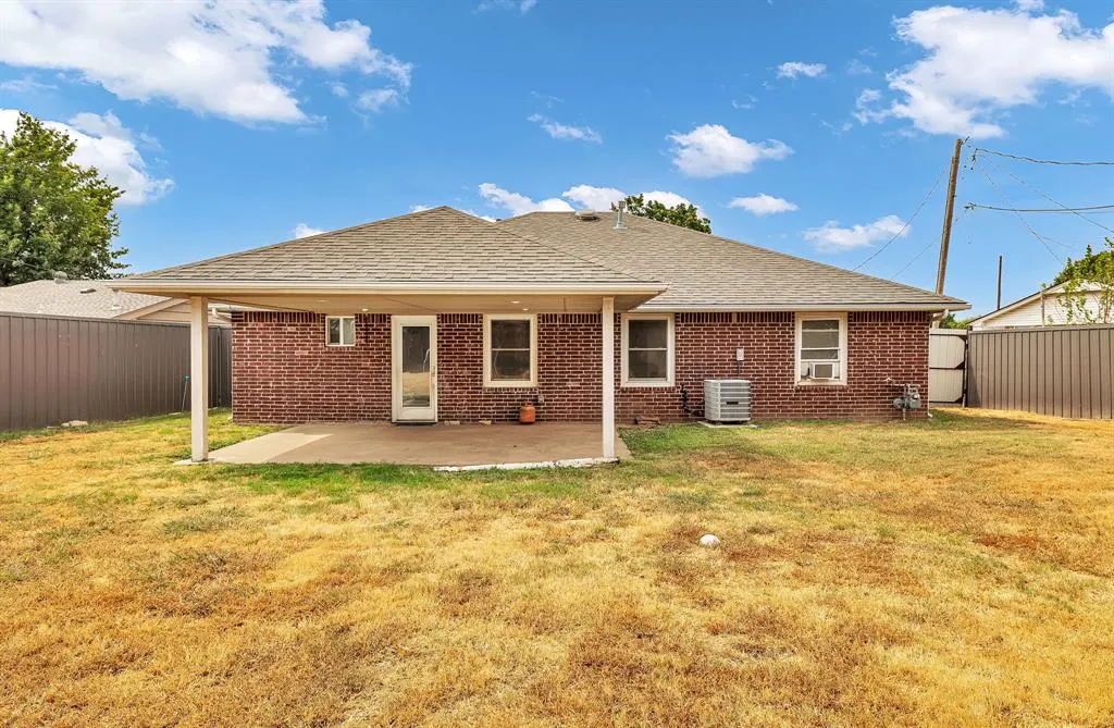 Photo 23 — 500 Butler Street, Moore, OK 73160