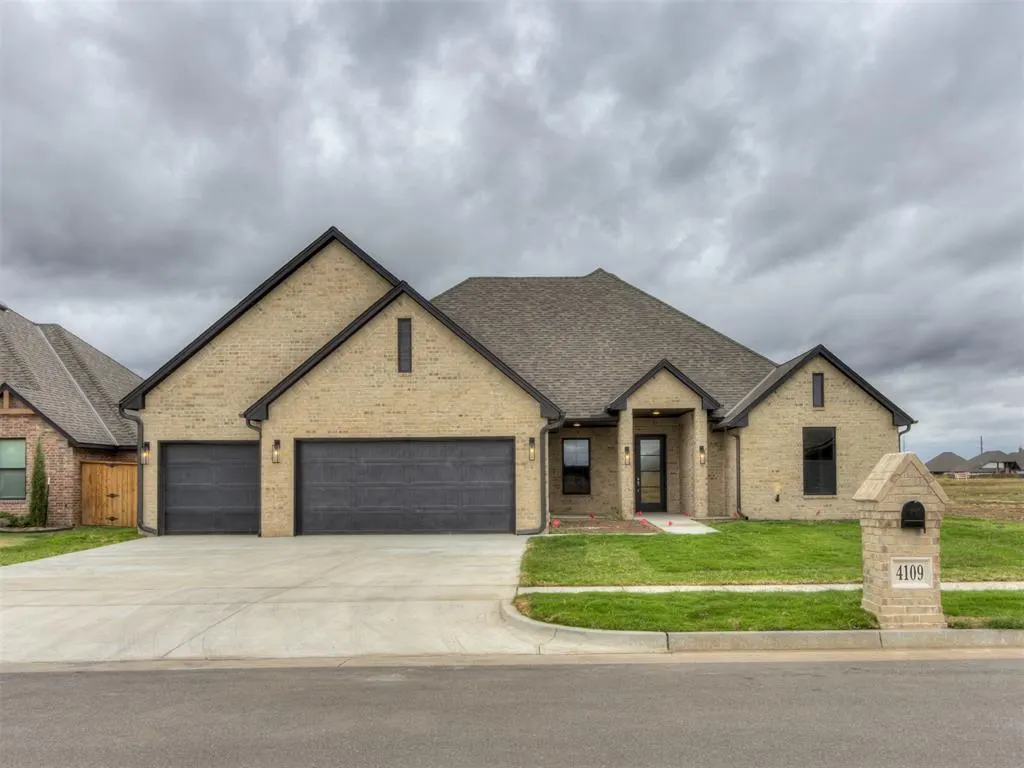 Front exterior — 4109 Havasu Road, Moore, OK 73160