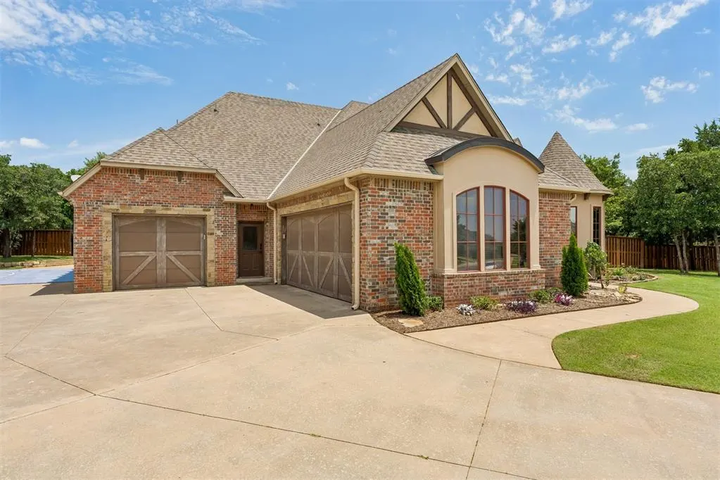 Photo 3 — 2317 Open Trail Drive, Edmond, OK 73034
