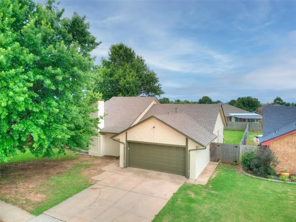 Photo 6 — 3128 SW 100th Place, Oklahoma City, OK 73159