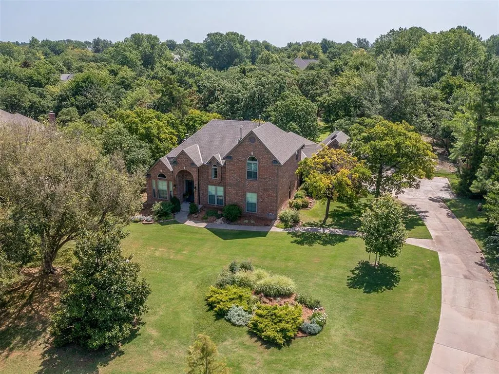 Photo 46 — 10049 Hidden Hollow Lane, Oklahoma City, OK 73151