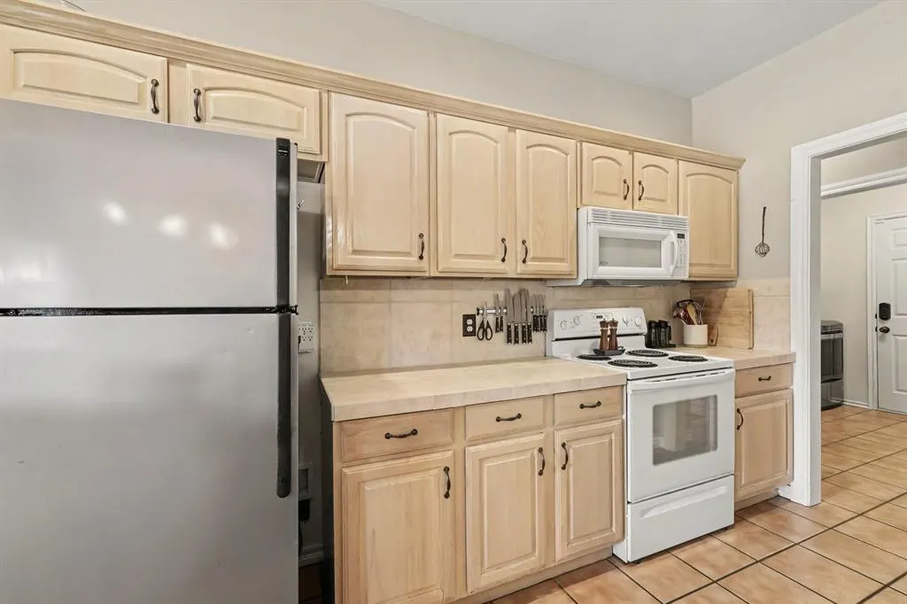 Photo 8 — 10955 N Lily Lane, Edmond, OK 73025