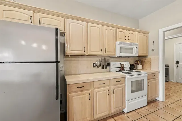 Photo 8 — 10955 N Lily Lane, Edmond, OK 73025