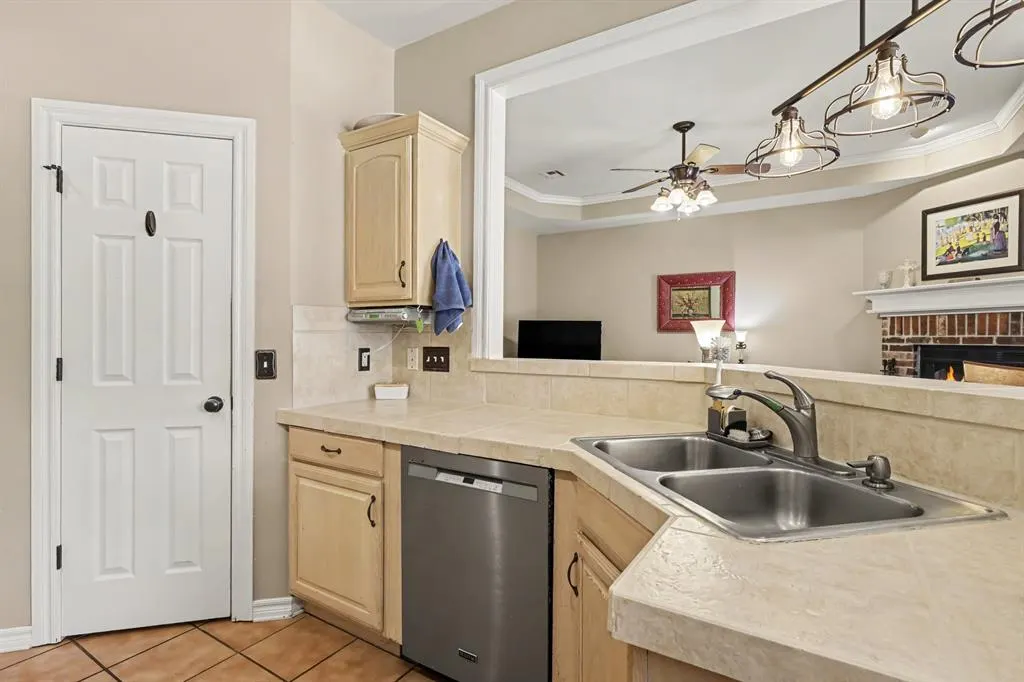 Photo 9 — 10955 N Lily Lane, Edmond, OK 73025