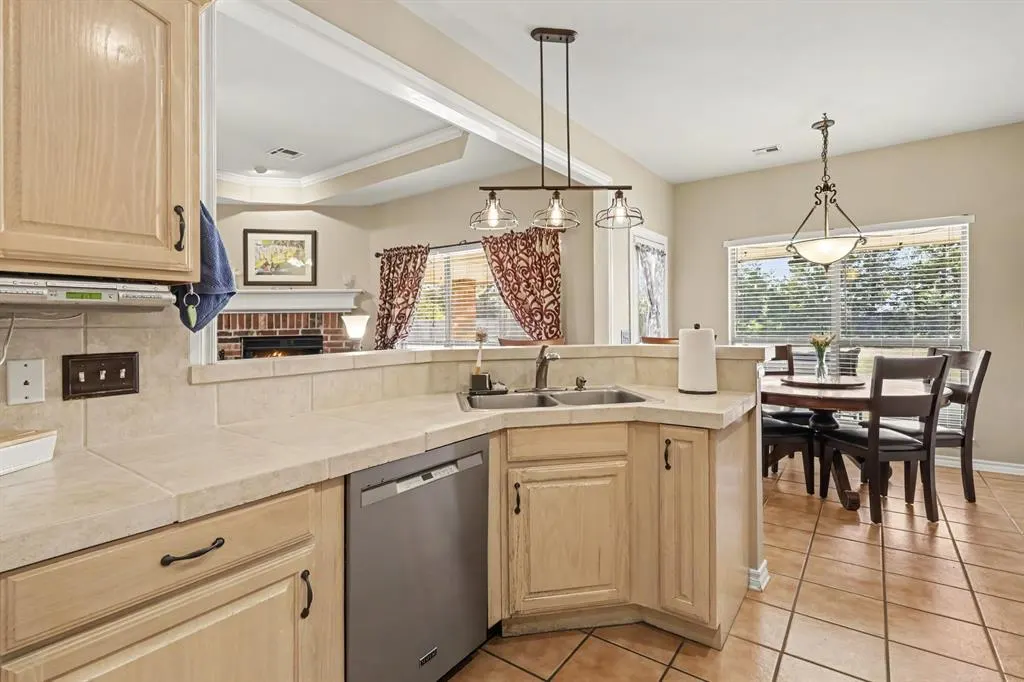 Photo 10 — 10955 N Lily Lane, Edmond, OK 73025