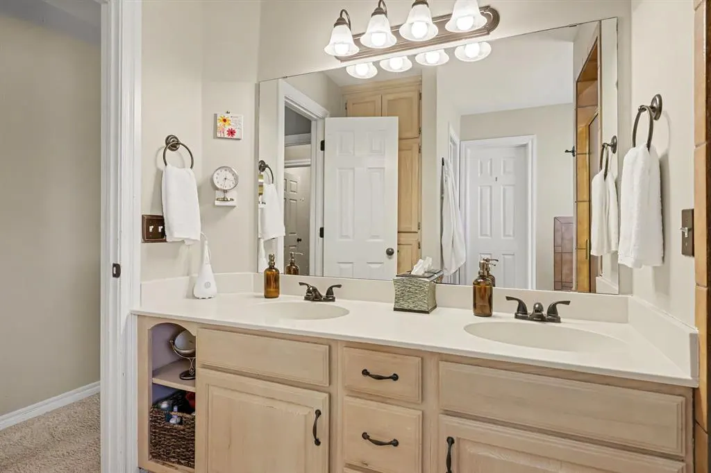 Photo 15 — 10955 N Lily Lane, Edmond, OK 73025