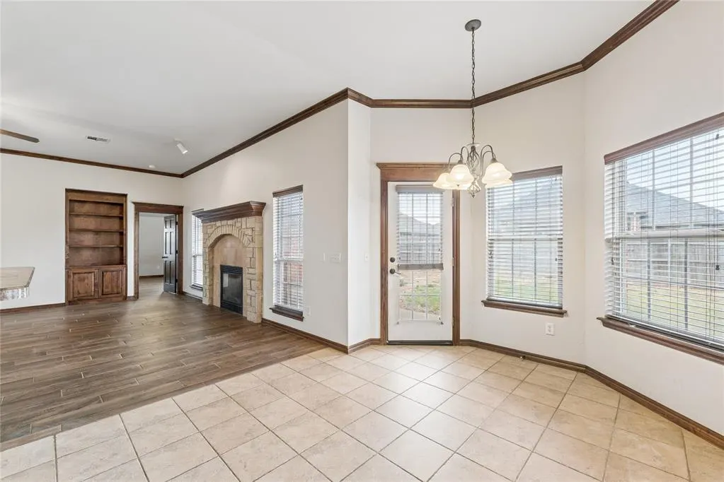 Photo 17 — 709 N White Tail Way, Mustang, OK 73064