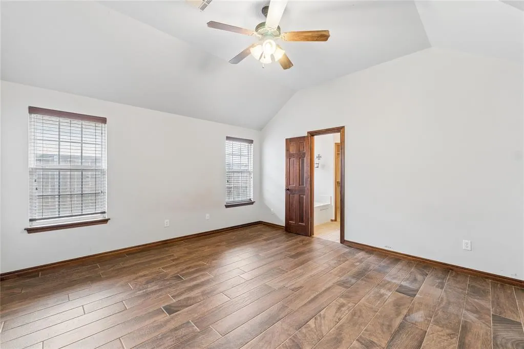 Photo 19 — 709 N White Tail Way, Mustang, OK 73064