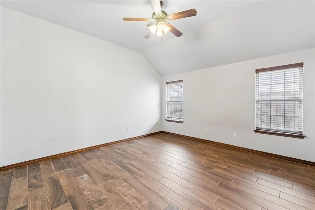 Photo 22 — 709 N White Tail Way, Mustang, OK 73064