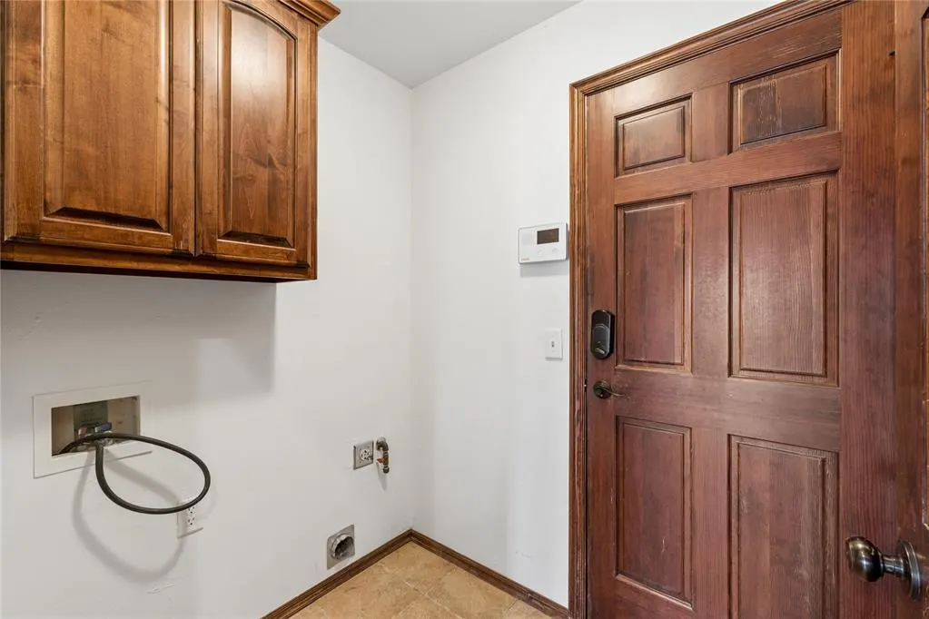 Photo 34 — 709 N White Tail Way, Mustang, OK 73064