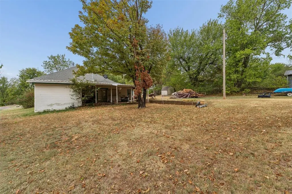 Photo 21 — 1602 W Oklahoma Avenue, Guthrie, OK 73044