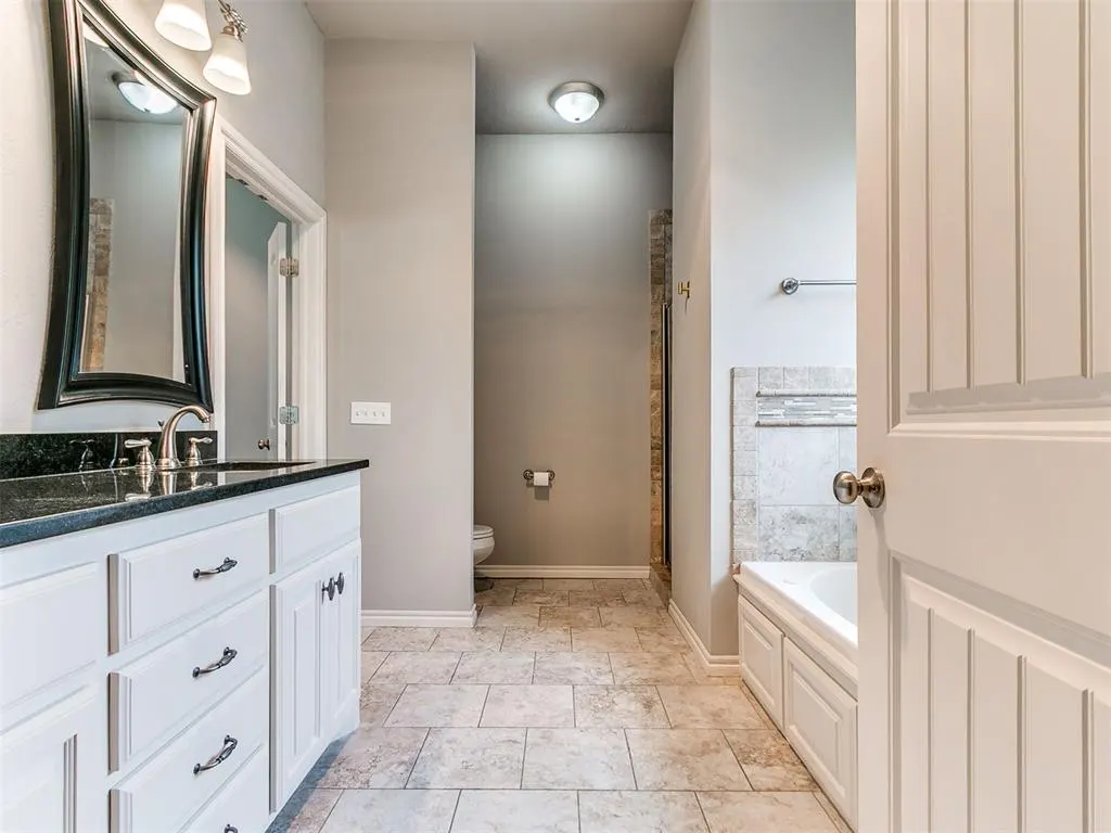 Photo 27 — 921 Siena Springs Drive, Norman, OK 73071