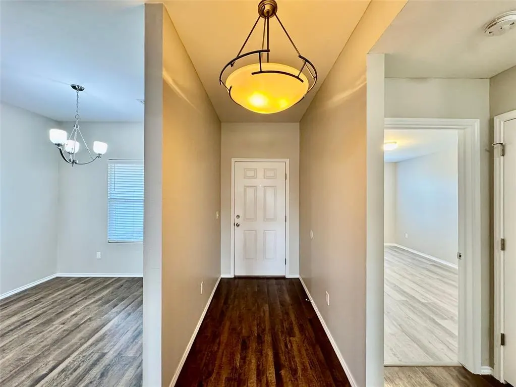 Photo 4 — 10708 SW 23rd Terrace, Yukon, OK 73099