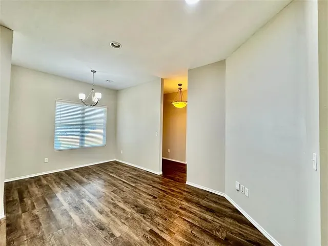 Photo 5 — 10708 SW 23rd Terrace, Yukon, OK 73099