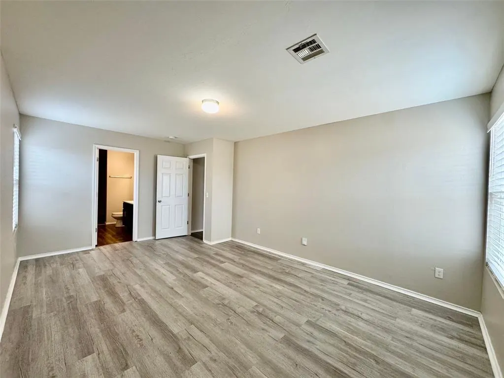 Photo 25 — 10708 SW 23rd Terrace, Yukon, OK 73099