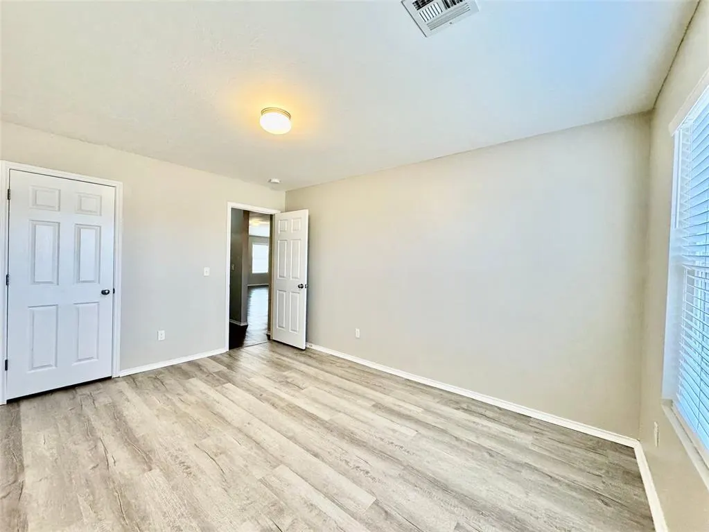 Photo 31 — 10708 SW 23rd Terrace, Yukon, OK 73099