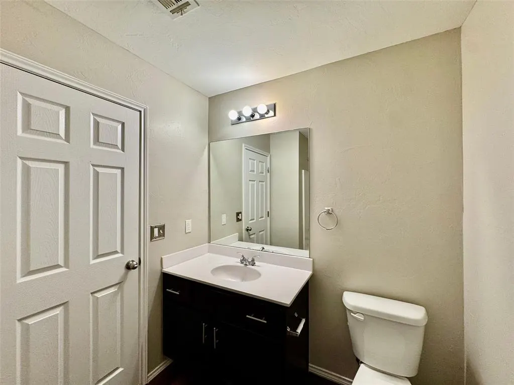 Photo 36 — 10708 SW 23rd Terrace, Yukon, OK 73099