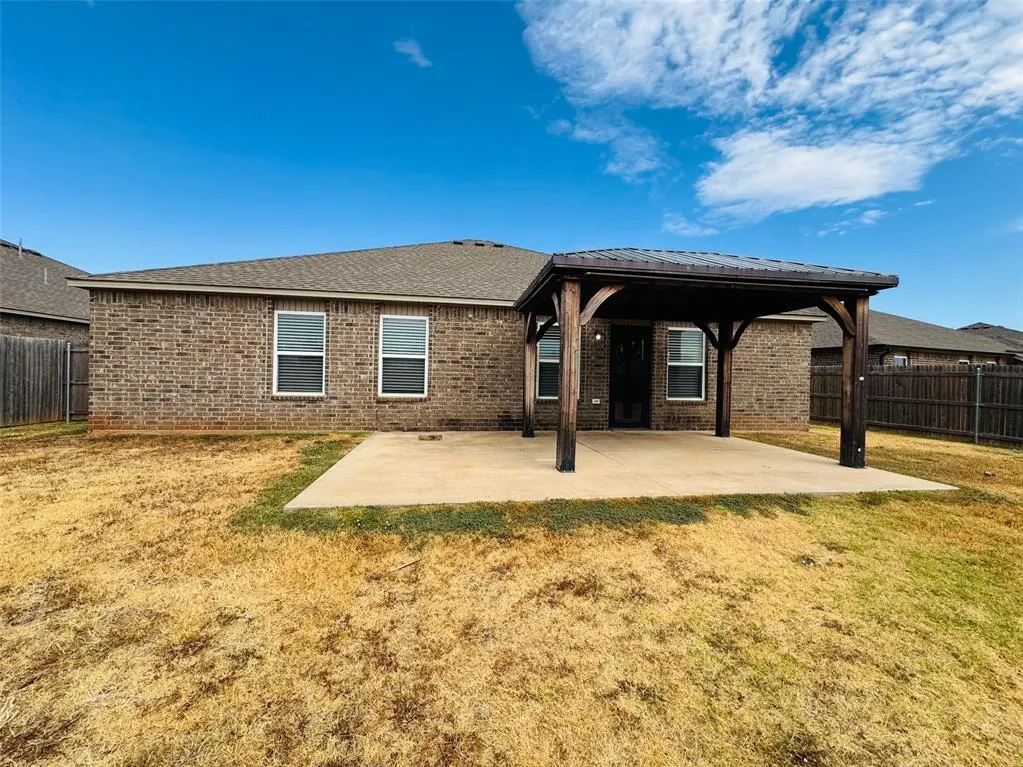 Photo 40 — 10708 SW 23rd Terrace, Yukon, OK 73099