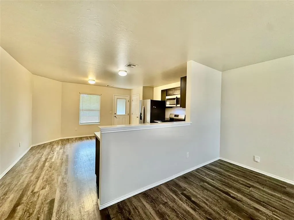 Photo 18 — 10612 SW 22nd Street, Yukon, OK 73099