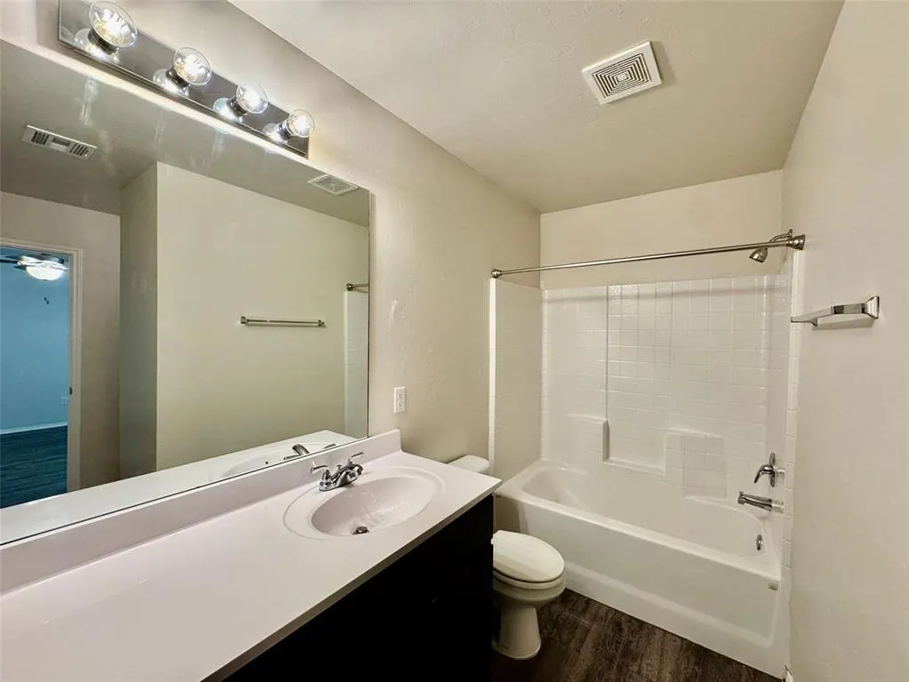Photo 24 — 10612 SW 22nd Street, Yukon, OK 73099