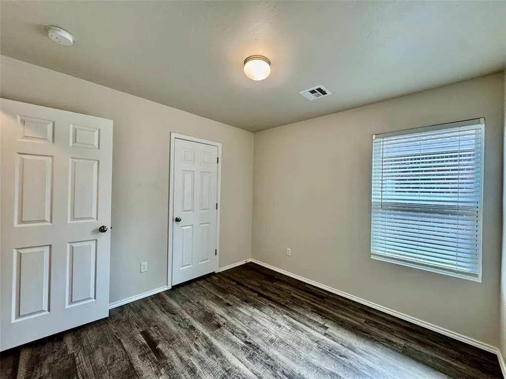 Photo 32 — 10612 SW 22nd Street, Yukon, OK 73099