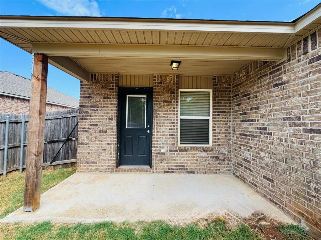 Photo 35 — 10612 SW 22nd Street, Yukon, OK 73099