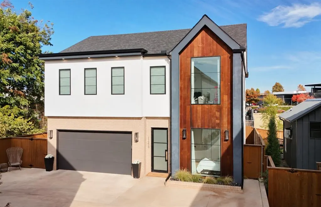 Front exterior — 1127 NW 56th Street B, Oklahoma City, OK 73118