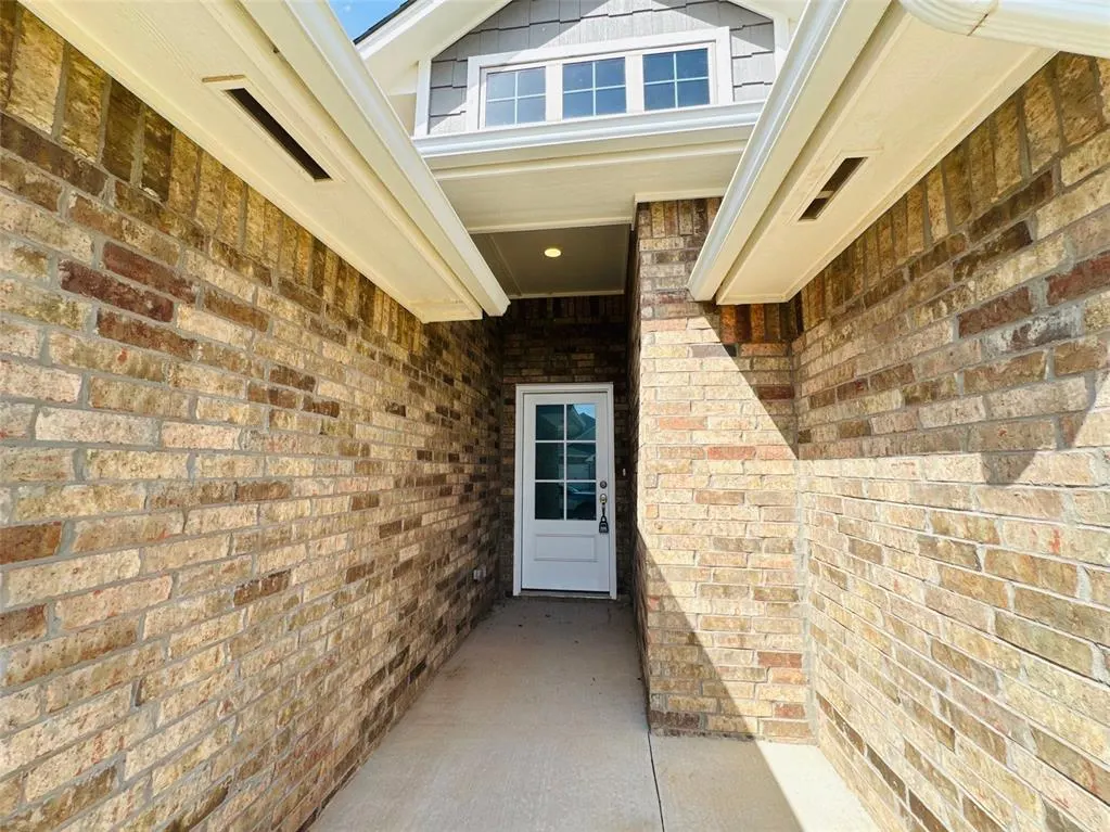 Photo 4 — 9101 NW 124th Street, Yukon, OK 73099