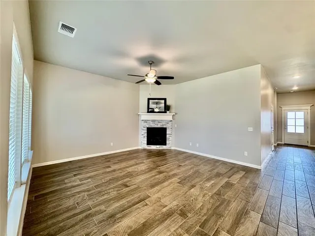 Photo 6 — 9101 NW 124th Street, Yukon, OK 73099