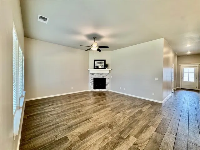 Photo 8 — 9101 NW 124th Street, Yukon, OK 73099