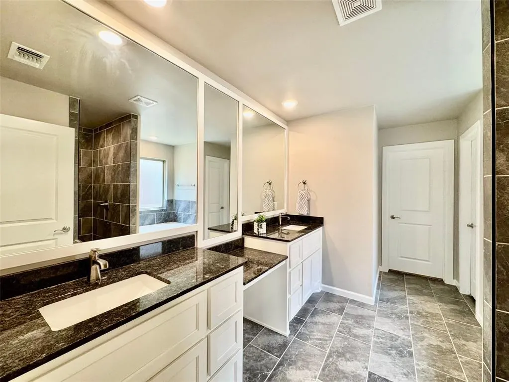 Photo 28 — 9101 NW 124th Street, Yukon, OK 73099