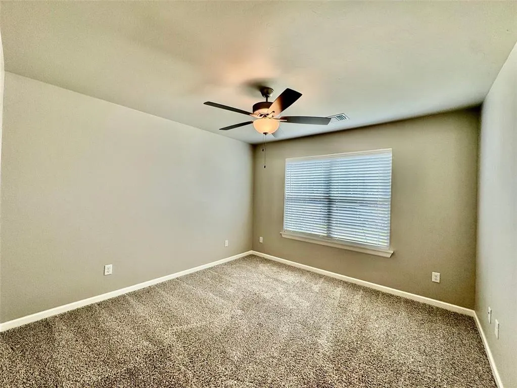 Photo 33 — 9101 NW 124th Street, Yukon, OK 73099