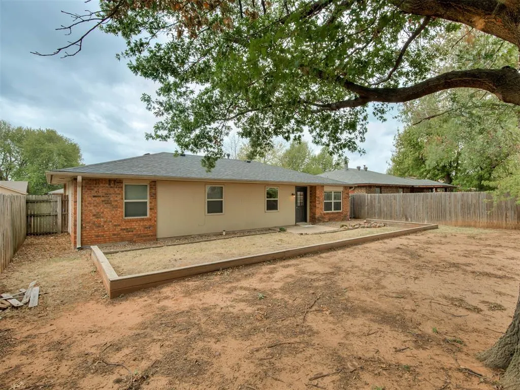 Photo 25 — 12317 Newgate Drive, Yukon, OK 73099