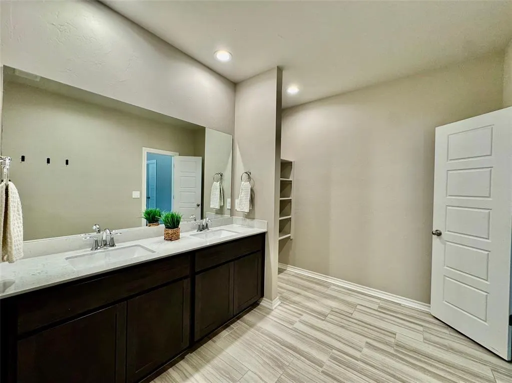 Photo 28 — 10901 SW 19th Street, Yukon, OK 73099