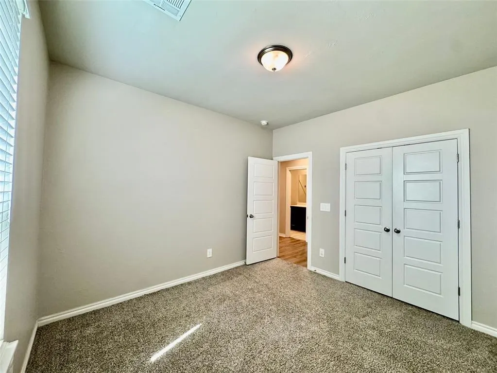 Photo 32 — 10901 SW 19th Street, Yukon, OK 73099