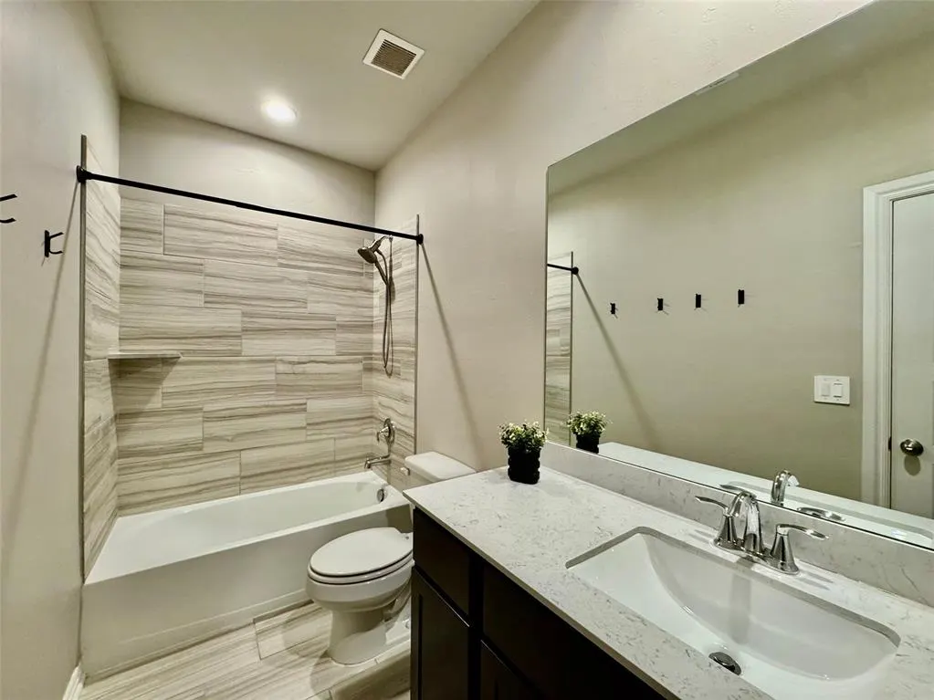 Photo 34 — 10901 SW 19th Street, Yukon, OK 73099