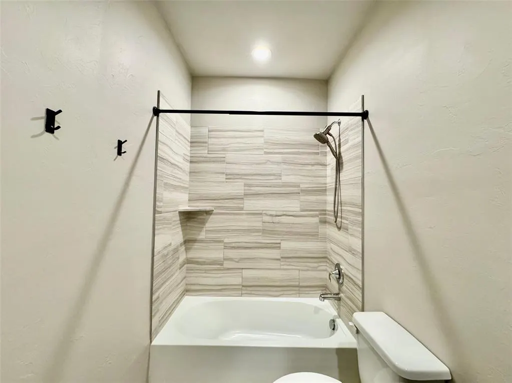Photo 35 — 10901 SW 19th Street, Yukon, OK 73099