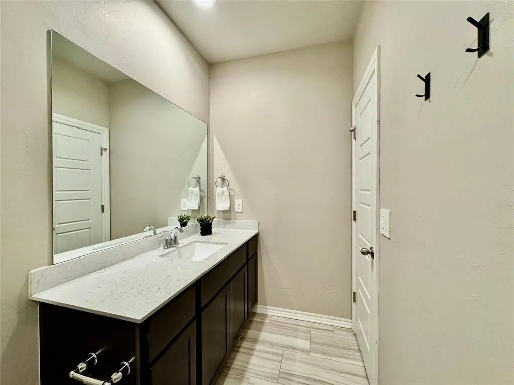 Photo 36 — 10901 SW 19th Street, Yukon, OK 73099