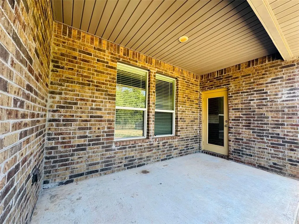 Photo 39 — 10901 SW 19th Street, Yukon, OK 73099