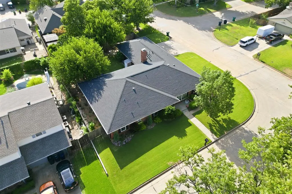Photo 43 — 11817 W Edgemont Circle, Oklahoma City, OK 73162