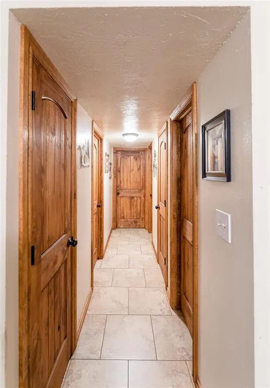 Photo 7 — 122 Blue Ridge Drive, Elk City, OK 73644