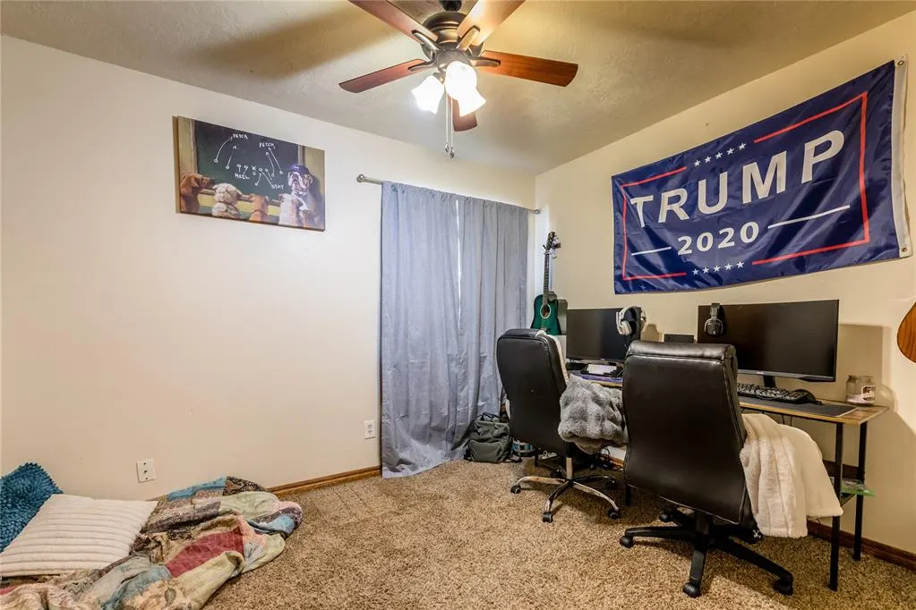 Photo 10 — 122 Blue Ridge Drive, Elk City, OK 73644