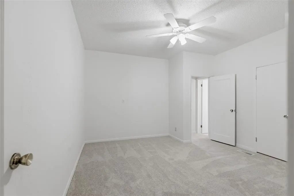 Photo 14 — 1443 NW 41st Street, Oklahoma City, OK 73118