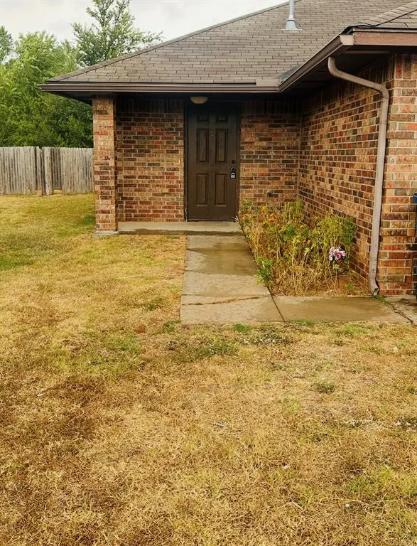 Front exterior — 703 NE 21st Terrace, Newcastle, OK 73065