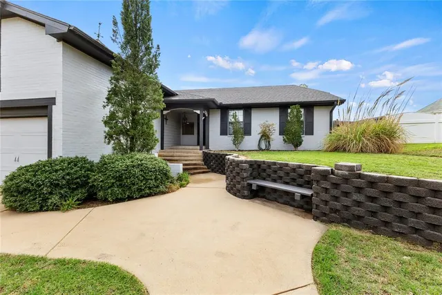 Photo 4 — 1809 N Lark Street, Weatherford, OK 73096