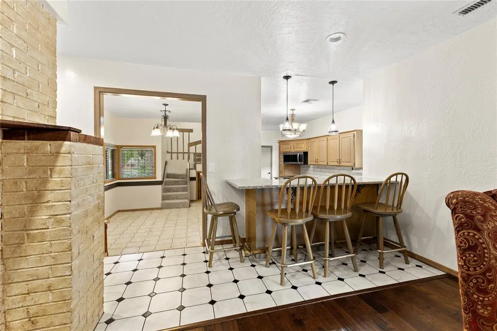 Photo 11 — 1809 N Lark Street, Weatherford, OK 73096