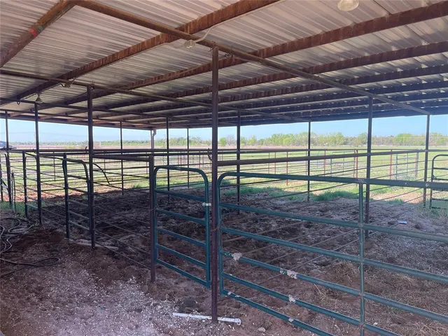 Photo 6 — 0000 N N 2860 Road, Dover, OK 73734