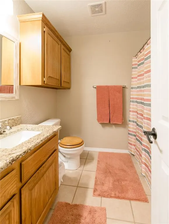 Photo 10 — 141 Calhoon Street, Elk City, OK 73644